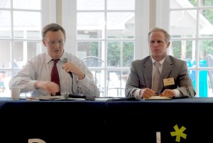 Dunwoody council members John Heneghan and Doug Thompson address their district 3 constituents at a citizens' connection meeting. Photo by Lauren Ramsdell.